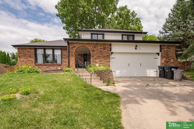 511 S 150 Circle, Omaha, NE 68154