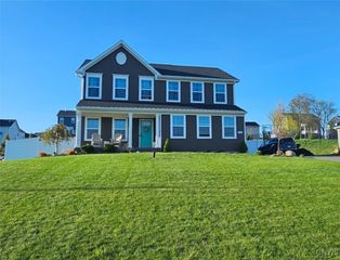 5546 Rolling Meadows Way Way, Camillus, NY 13031