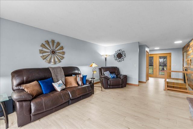 13100 Island View Drive NW, Elk River, MN 55330