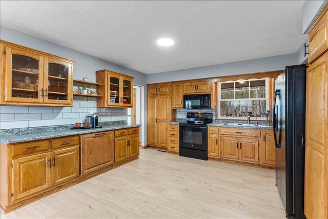 13100 Island View Drive NW, Elk River, MN 55330