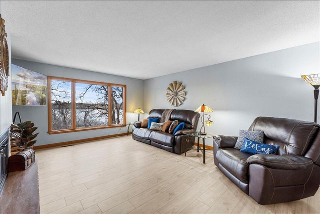 13100 Island View Drive NW, Elk River, MN 55330