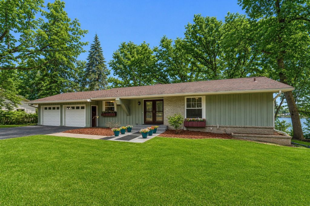 13100 Island View Drive NW, Elk River, MN 55330