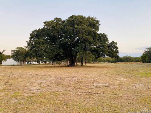 9195 FM 775, La Vernia, TX 78121