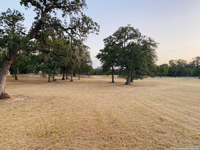 9195 FM 775, La Vernia, TX 78121