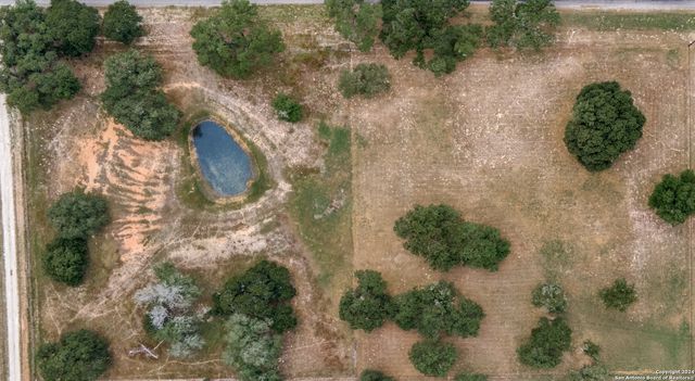 9195 FM 775, La Vernia, TX 78121