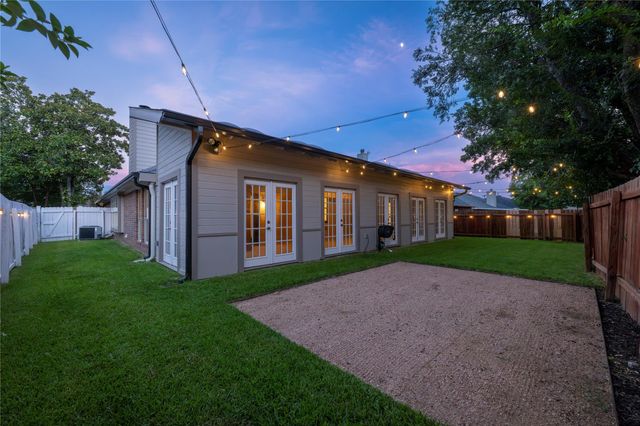 2307 Loquat LN, Round Rock, TX 78664