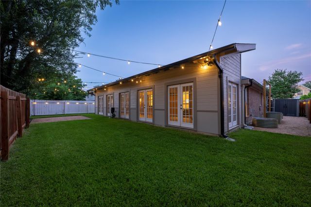 2307 Loquat LN, Round Rock, TX 78664