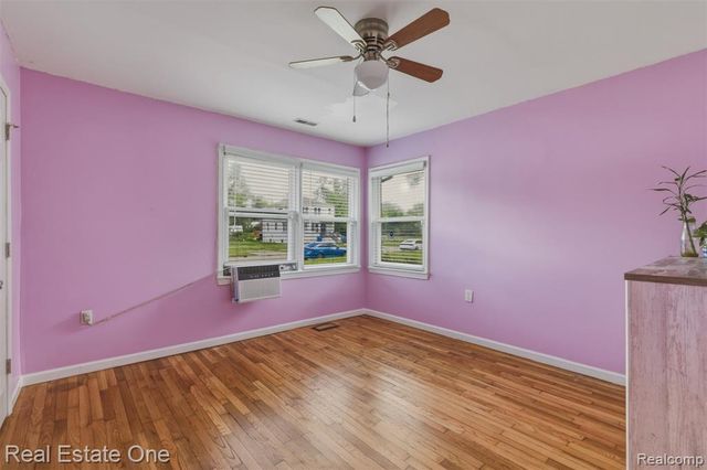 28151 Cherry Street, Inkster, MI 48141