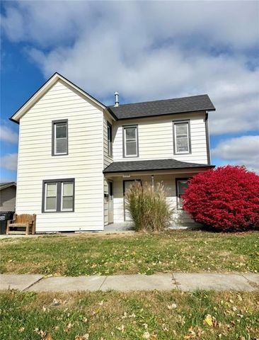 319 E 4TH Street, Maryville, MO 64468