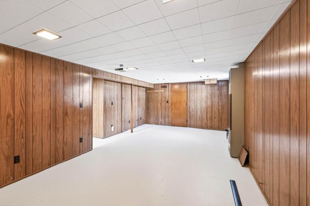 6381 Rath Drive, Woodbury, MN 55125