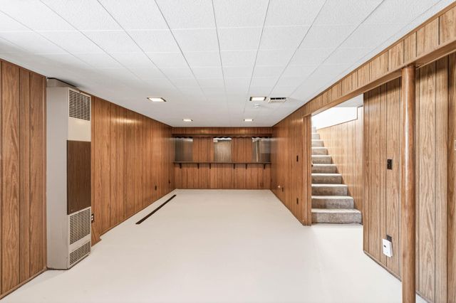 6381 Rath Drive, Woodbury, MN 55125