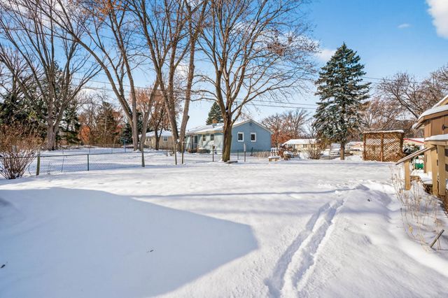 6381 Rath Drive, Woodbury, MN 55125