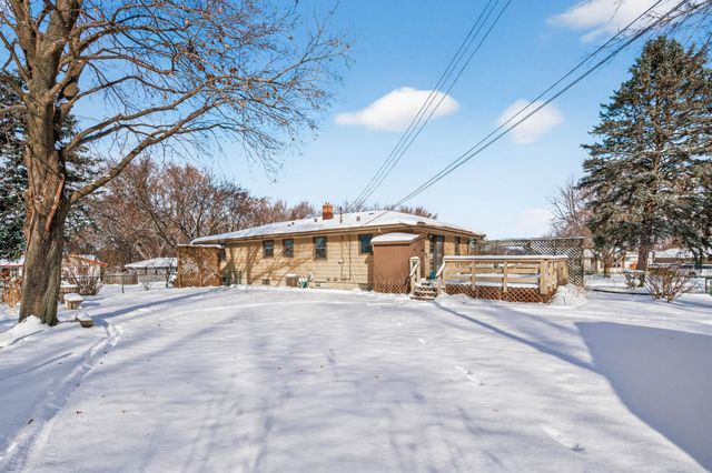 6381 Rath Drive, Woodbury, MN 55125