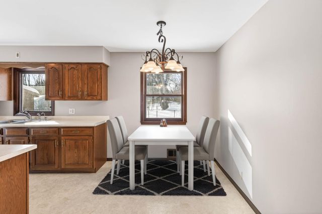 6381 Rath Drive, Woodbury, MN 55125