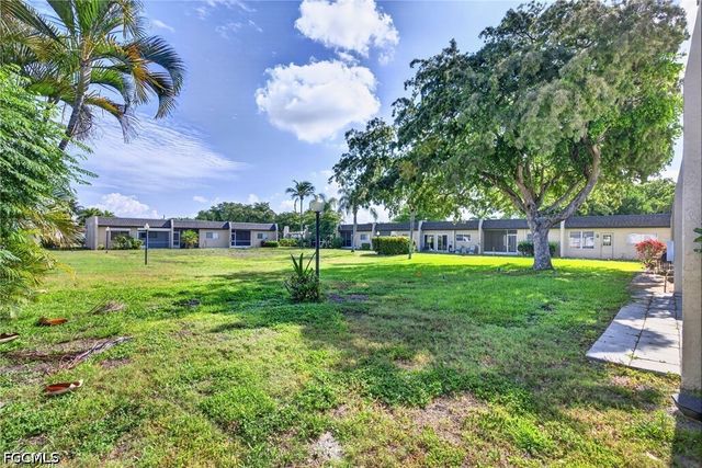 6300 S Pointe BLVD 327, Fort Myers, FL 33919