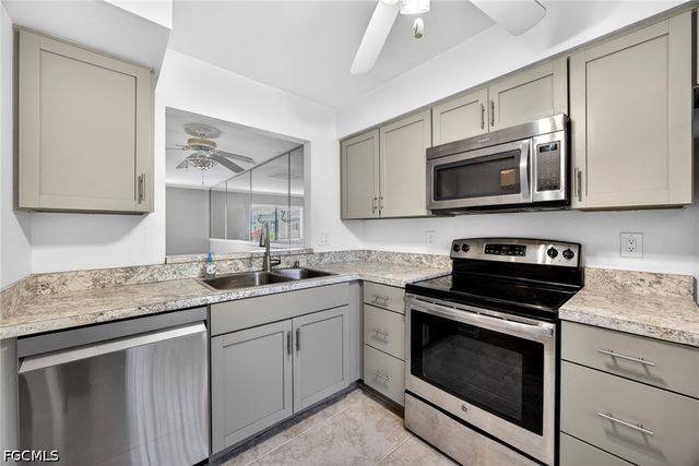 6300 S Pointe BLVD 327, Fort Myers, FL 33919