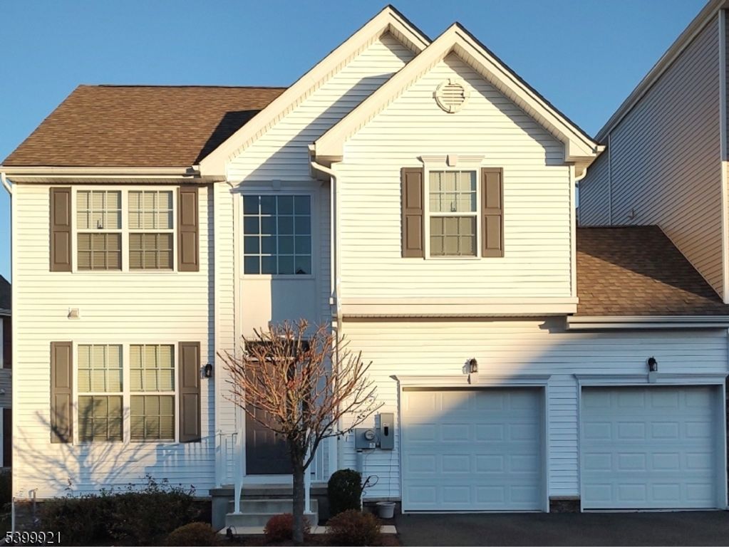 78 Sowers Dr, Mount Olive Twp., NJ 07840