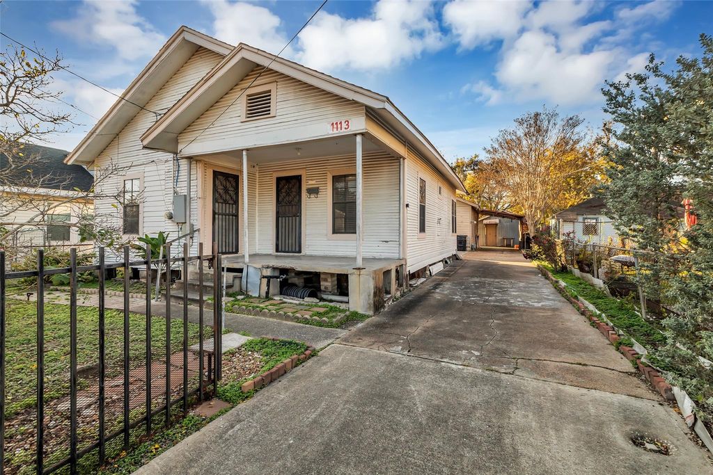 1113 71st Street, Houston, TX 77011