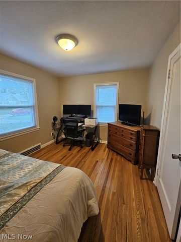 2402 Edgewater Drive, Poland, OH 44514