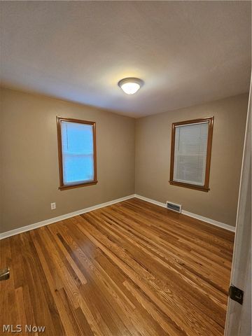2402 Edgewater Drive, Poland, OH 44514