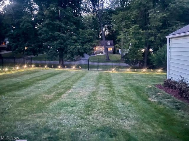 2402 Edgewater Drive, Poland, OH 44514