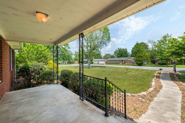400 Dow Dr, Shelbyville, TN 37160