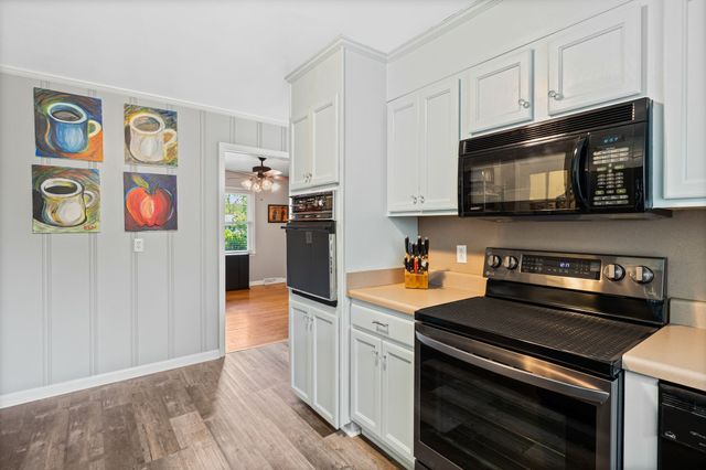 400 Dow Dr, Shelbyville, TN 37160