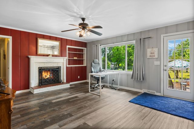 400 Dow Dr, Shelbyville, TN 37160
