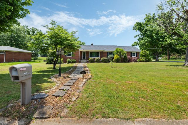 400 Dow Dr, Shelbyville, TN 37160