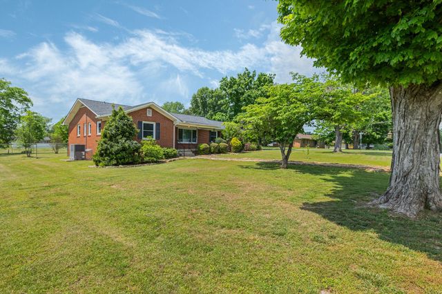 400 Dow Dr, Shelbyville, TN 37160