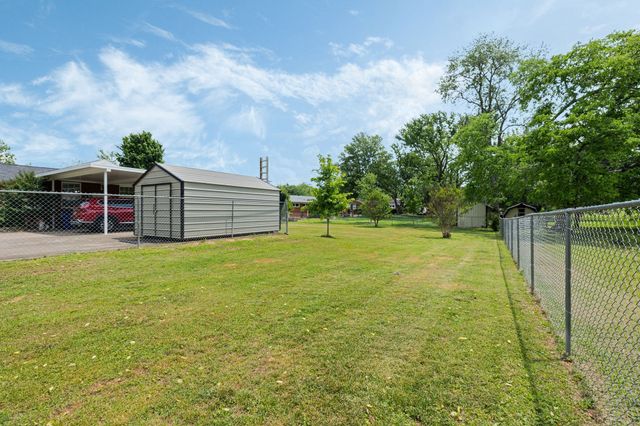 400 Dow Dr, Shelbyville, TN 37160