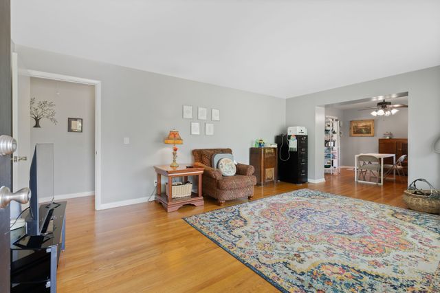 400 Dow Dr, Shelbyville, TN 37160