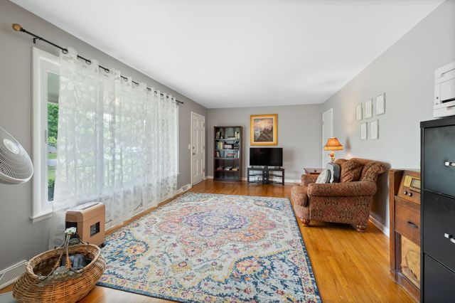 400 Dow Dr, Shelbyville, TN 37160