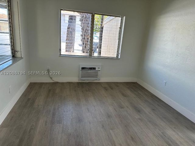 1948 Lincoln St 2, Hollywood, FL 33020