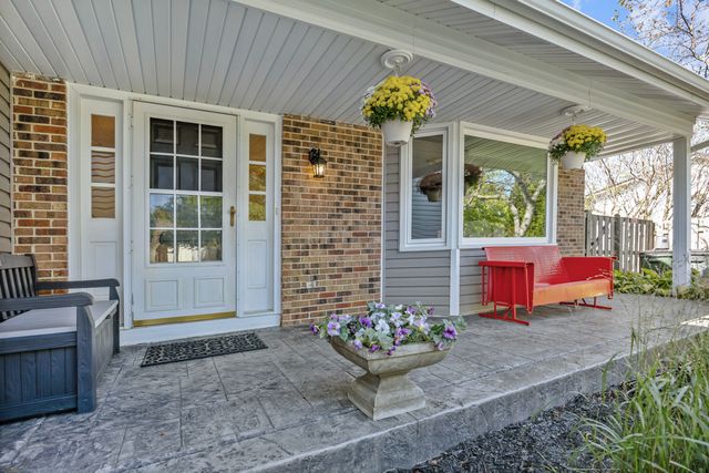 428 Franklin Lane, Elk Grove Village, IL 60007