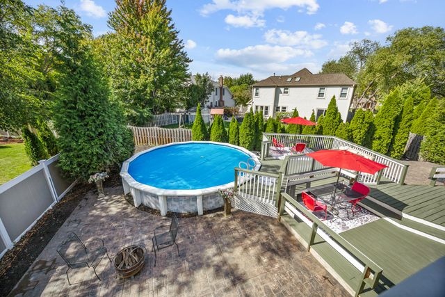 428 Franklin Lane, Elk Grove Village, IL 60007