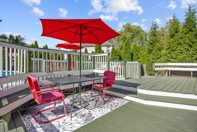 428 Franklin Lane, Elk Grove Village, IL 60007