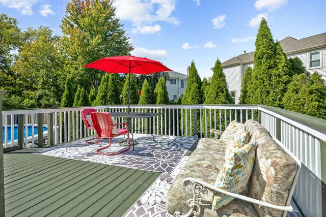 428 Franklin Lane, Elk Grove Village, IL 60007