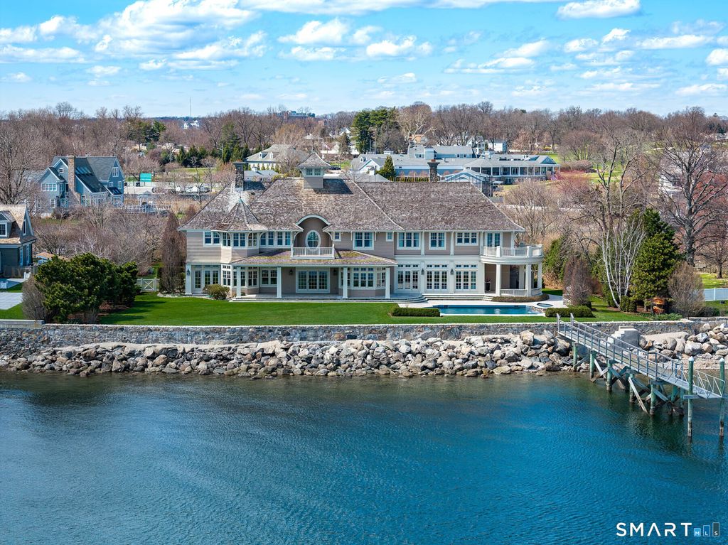 10 Shorehaven Road, Norwalk, CT 06855
