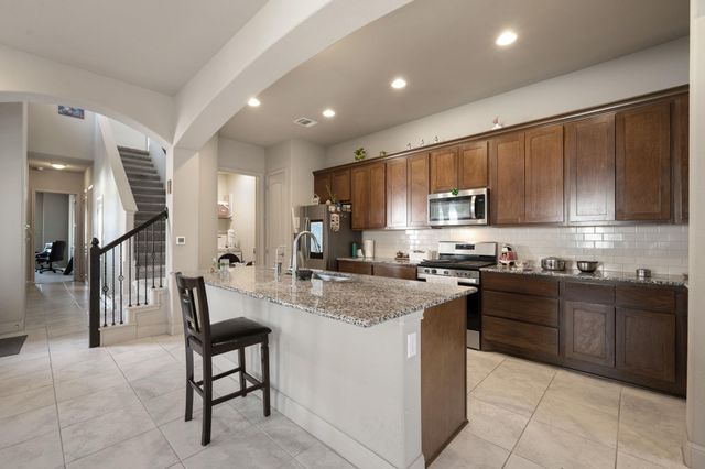 205 Clubhouse DR G, Georgetown, TX 78628