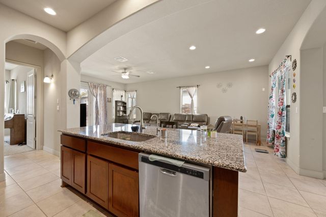 205 Clubhouse DR G, Georgetown, TX 78628