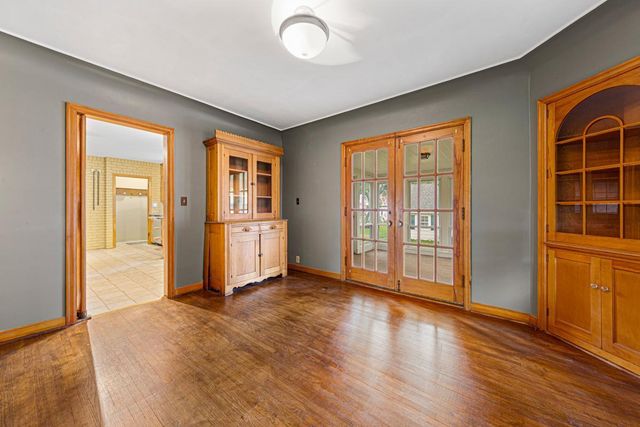 358 4th Street, Gaylord, MN 55334