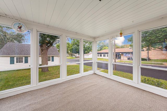 358 4th Street, Gaylord, MN 55334