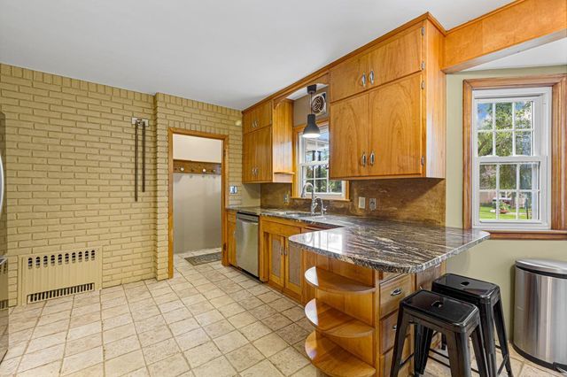 358 4th Street, Gaylord, MN 55334