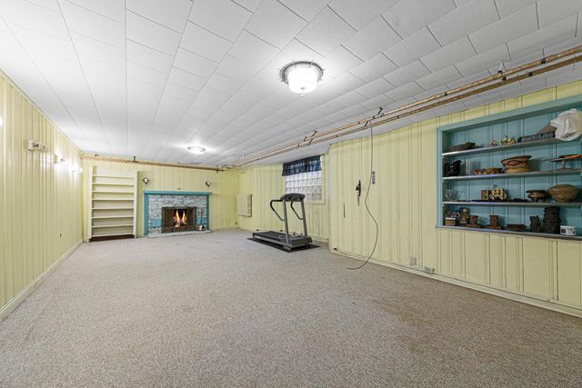 358 4th Street, Gaylord, MN 55334