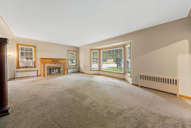 358 4th Street, Gaylord, MN 55334