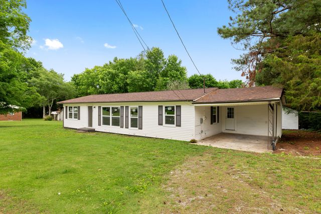 225 Vine Cir, Loretto, TN 38469