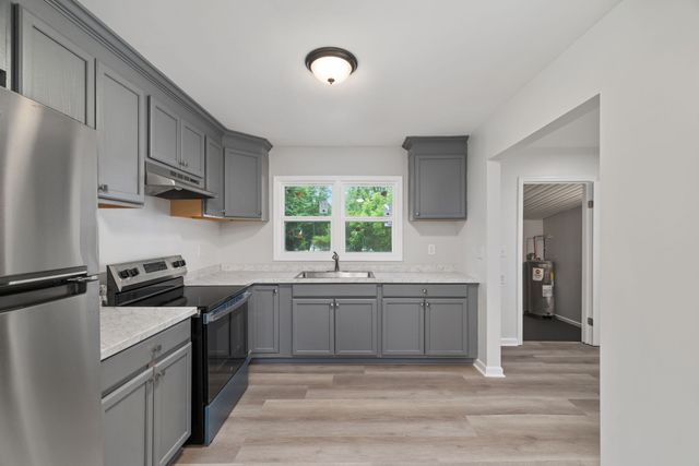 225 Vine Cir, Loretto, TN 38469