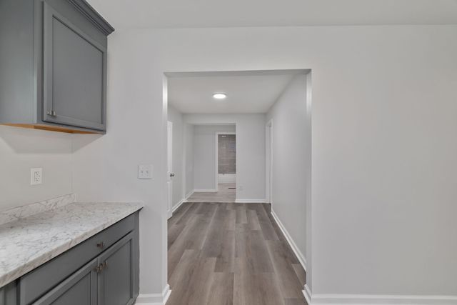 225 Vine Cir, Loretto, TN 38469