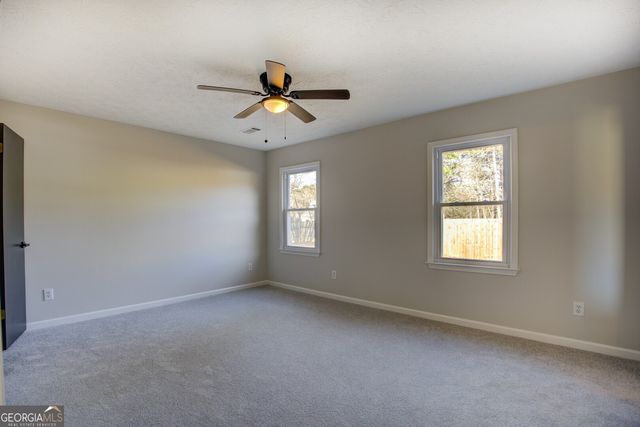 4100 Fox Chase Drive, Loganville, GA 30052